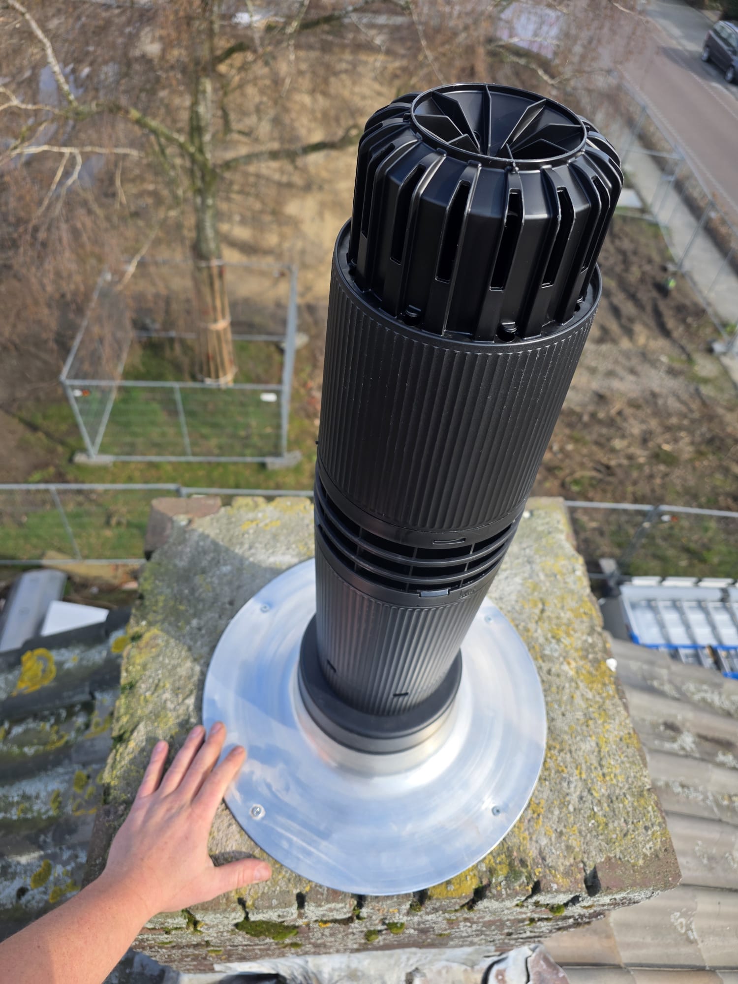 Rookgasafvoer op dak